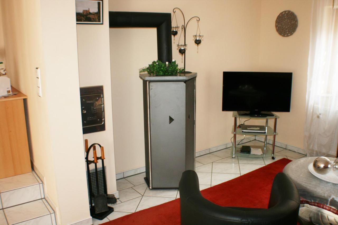 Ferienwohnung Tannaecker Freigericht エクステリア 写真